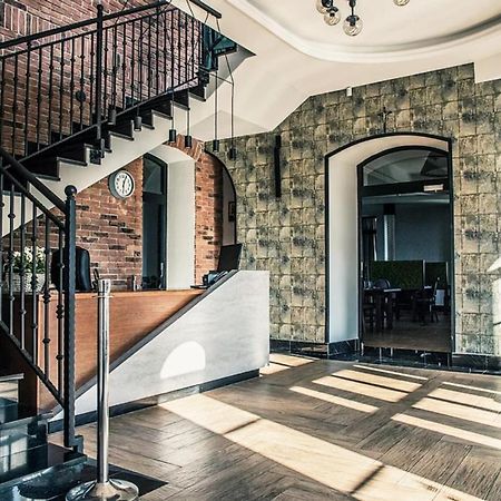 Bed and Breakfast Dwor Karwacz Пшасныш Экстерьер фото
