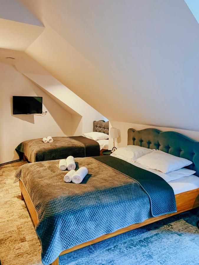 Bed and Breakfast Dwor Karwacz Пшасныш Экстерьер фото