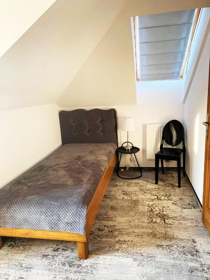Bed and Breakfast Dwor Karwacz Пшасныш Экстерьер фото
